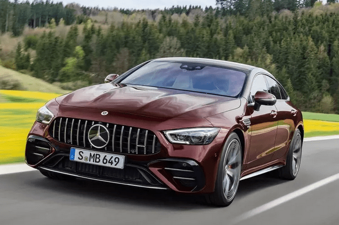 مرسدس AMG GT چهاردر کوپه مدل ۲۰۲۲ با اصلاحات بیرونی و داخلی معرفی شد